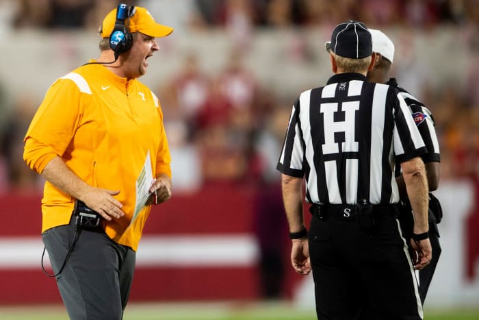 Tennessee Football Coach Josh Heupel during a football game between the Tennessee Volunteers and the Alabama Crimson Tide at Bryant-Denny Stadium in Tuscaloosa, Ala., on Saturday, Oct. 23, 2021. Kns Tennessee Alabama Football